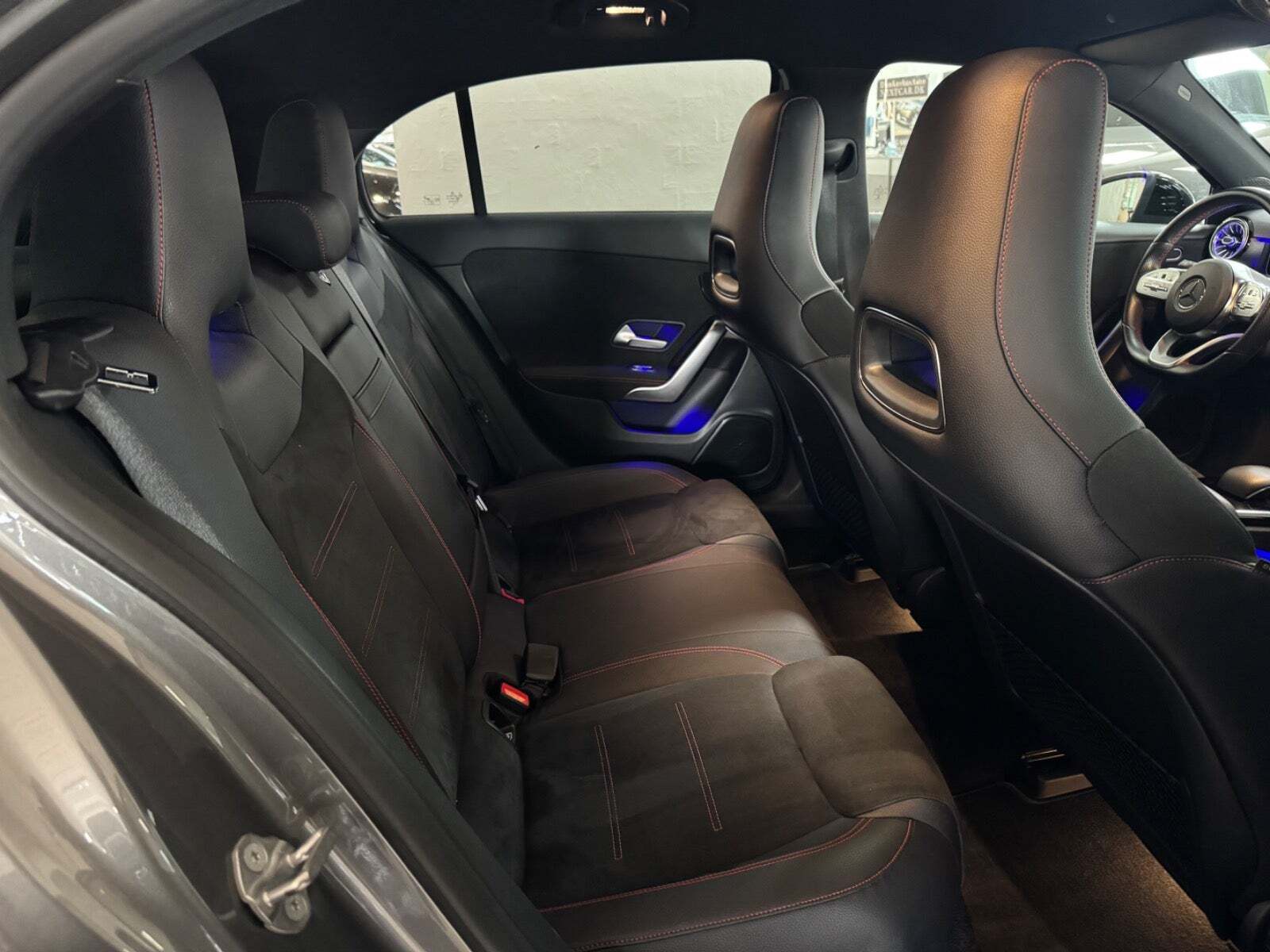Grå Mercedes A200 fra 2018
