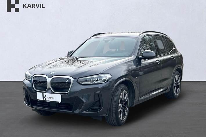 Grå BMW iX3 fra 2022