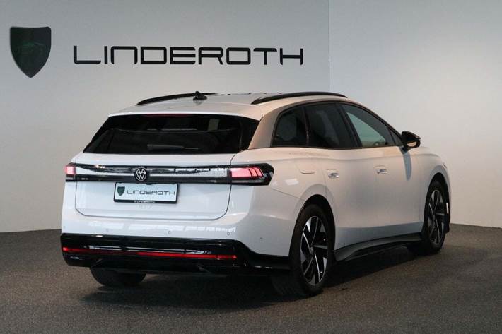 Hvid VW ID.7 fra 2025