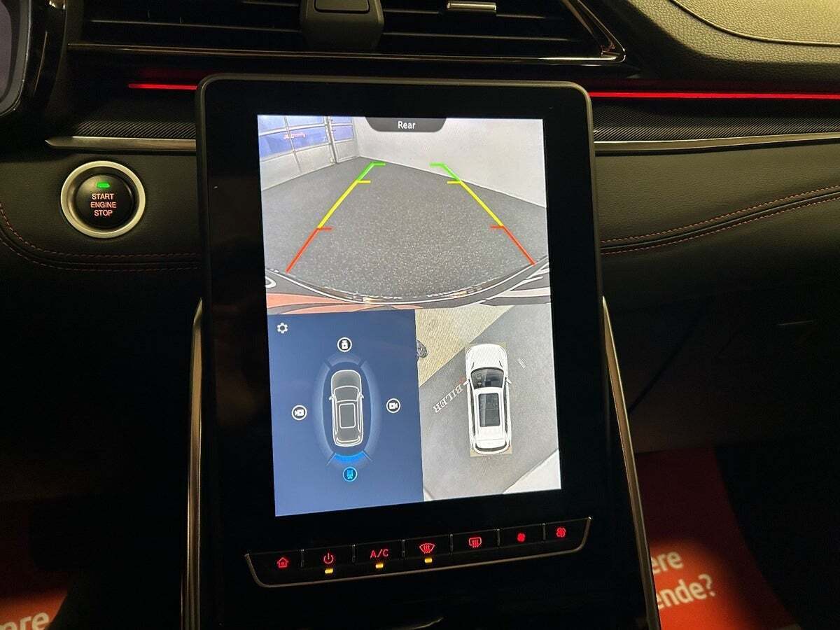 Sort Maxus Euniq6 fra 2022