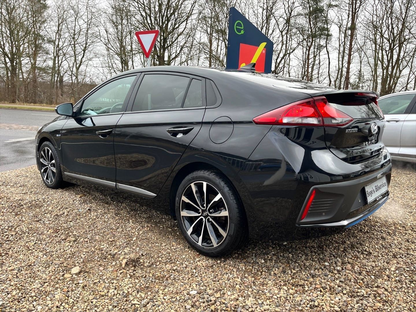 Hyundai Ioniq 1,6 PHEV Trend DCT