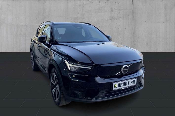 Sort Volvo XC40 fra 2022