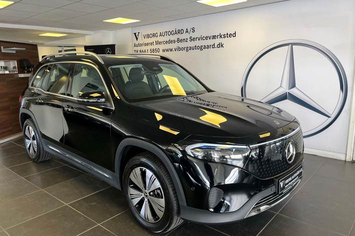 Sort Mercedes EQB250+ fra 2025