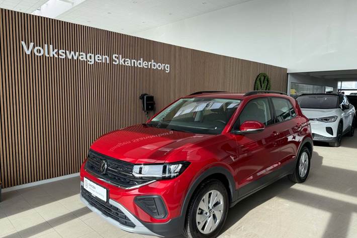 Rød VW T-Cross fra 2024
