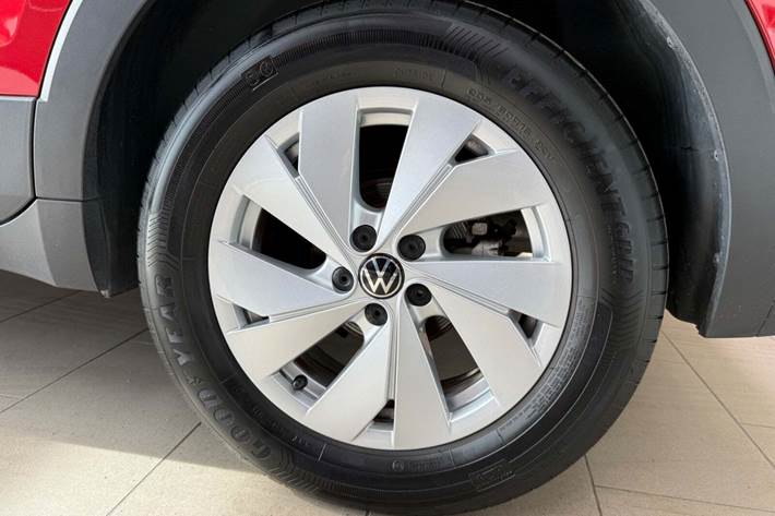 Rød VW T-Cross fra 2024