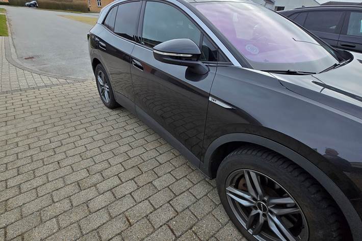 Grå VW ID.4 fra 2021