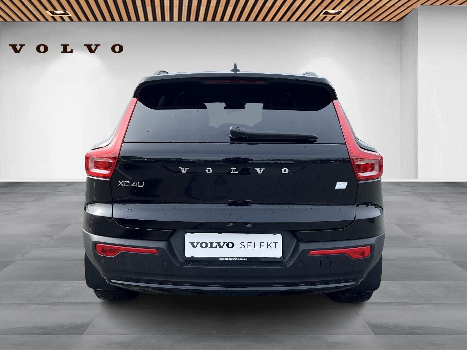 Volvo XC40 Recharge Extended Range Ultimate 252HK 5d Aut.