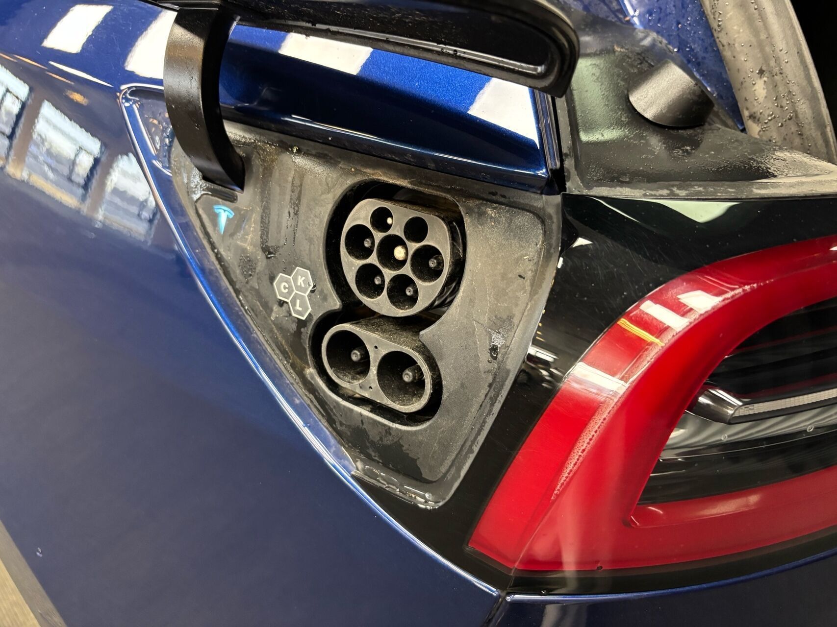 Tesla Model Y EL Long Range AWD 514HK 5d Aut.