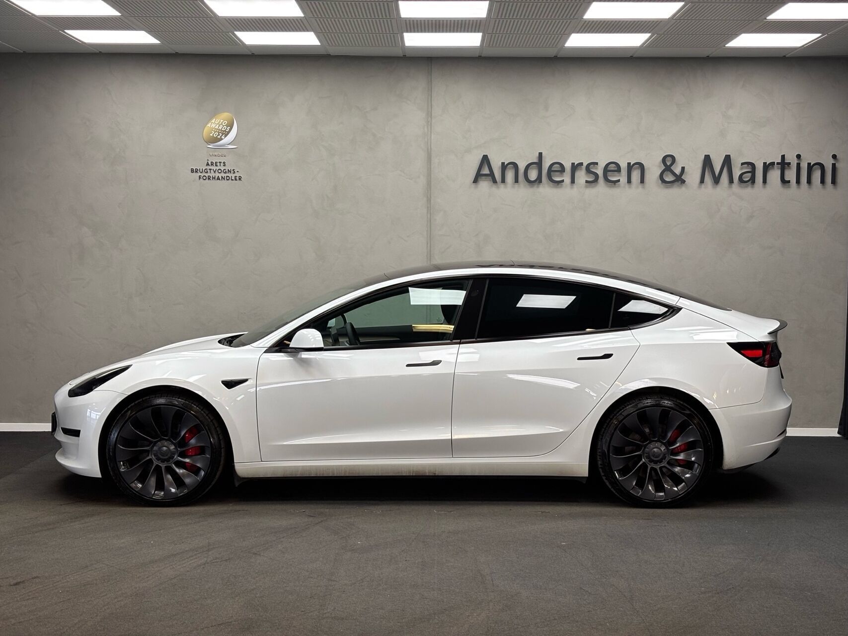 Tesla Model 3 EL Performance AWD 534HK Aut.