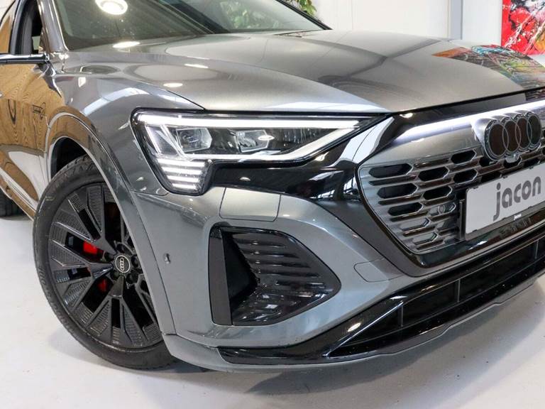 Audi Q8 e-tron 55 S-line quattro