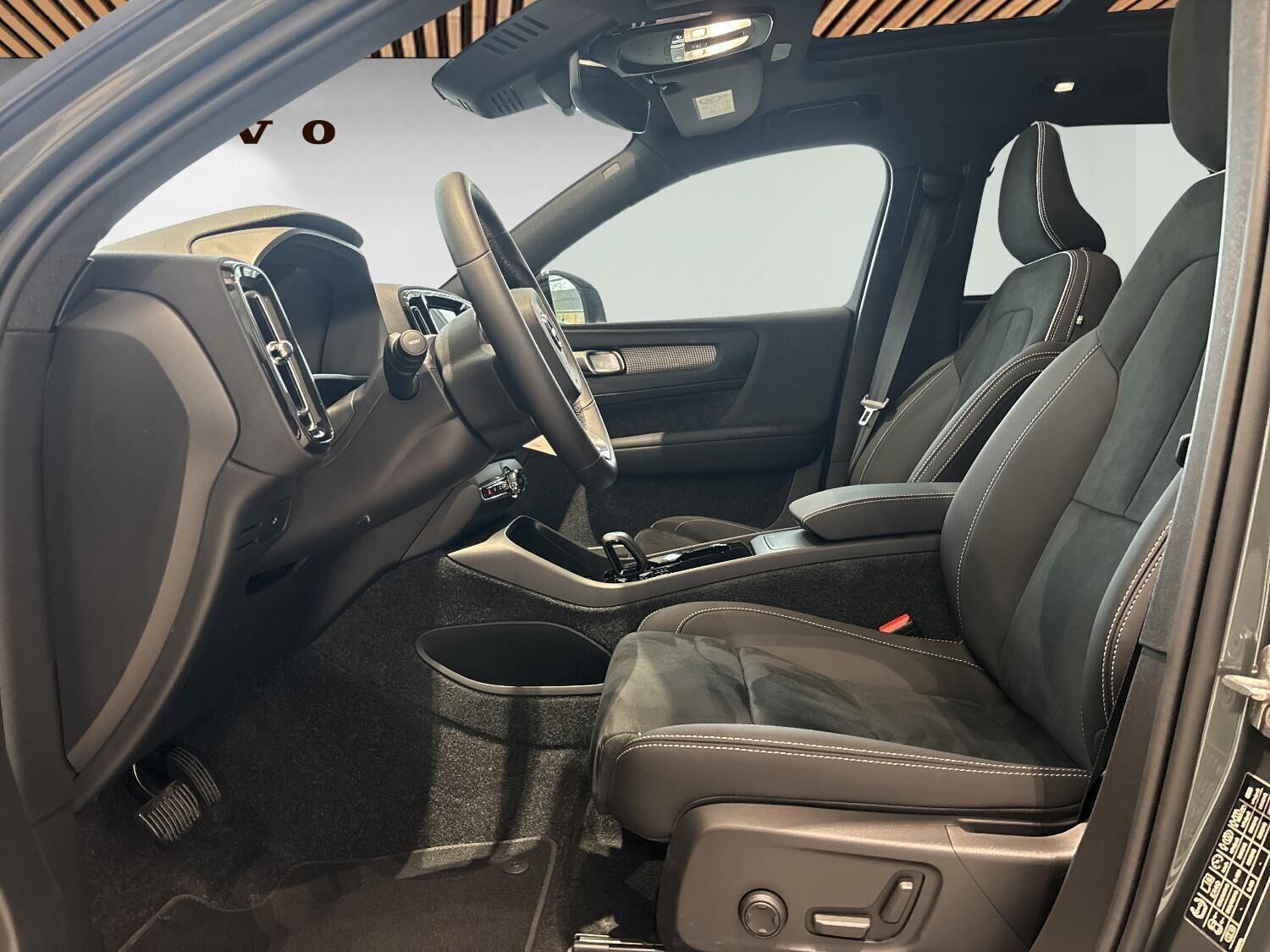 Volvo EX40 Extended Range Ultra