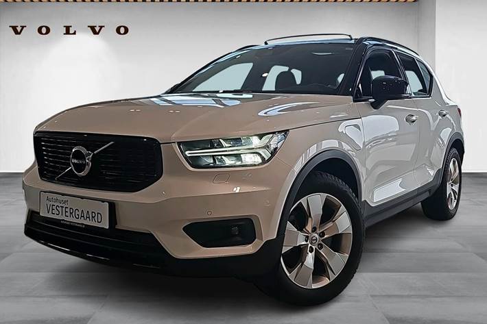 Hvid Volvo XC40 fra 2022