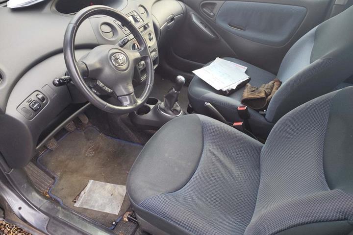 undefined Toyota Yaris fra 2004