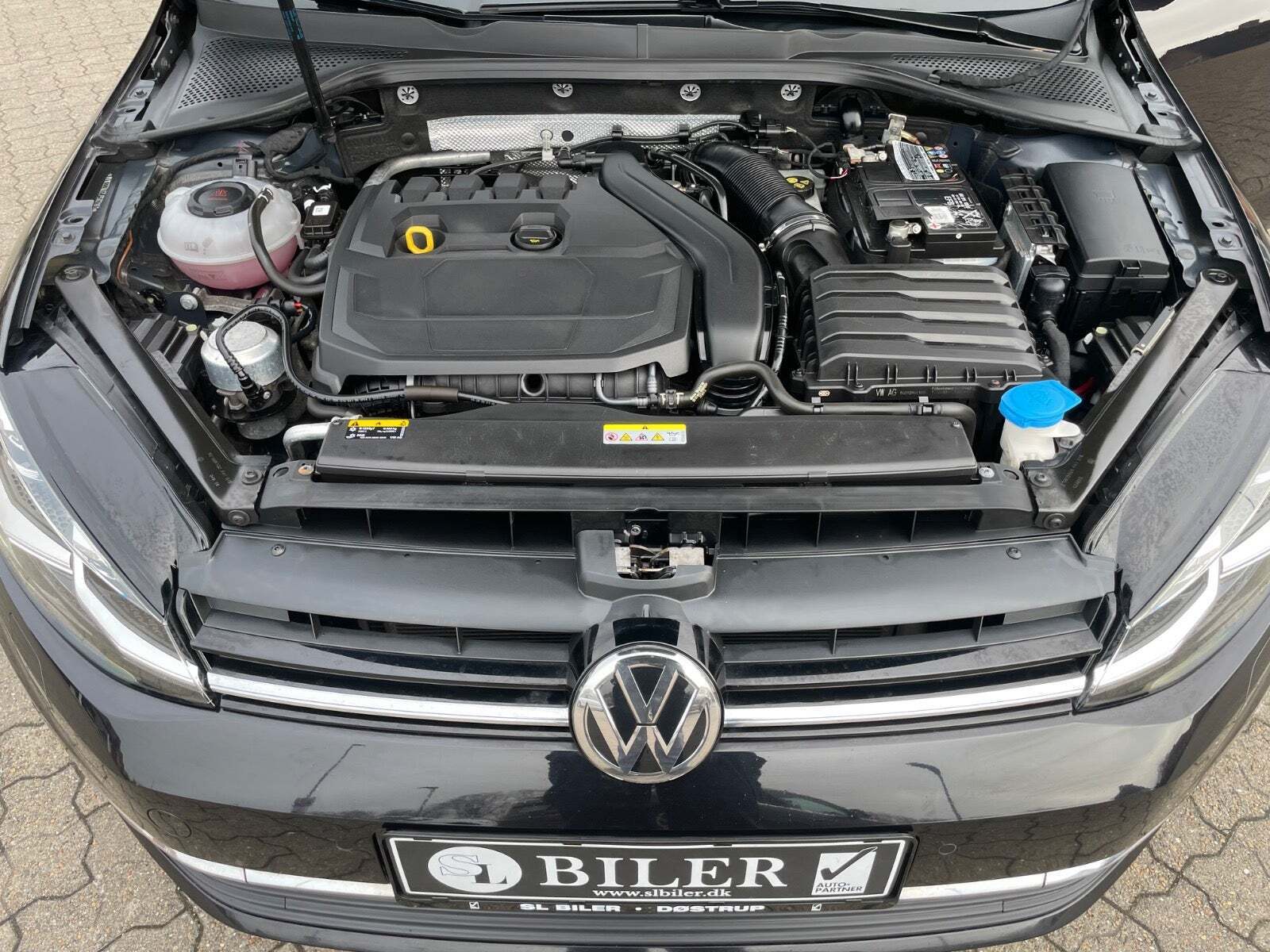 Sort VW Golf VII fra 2020