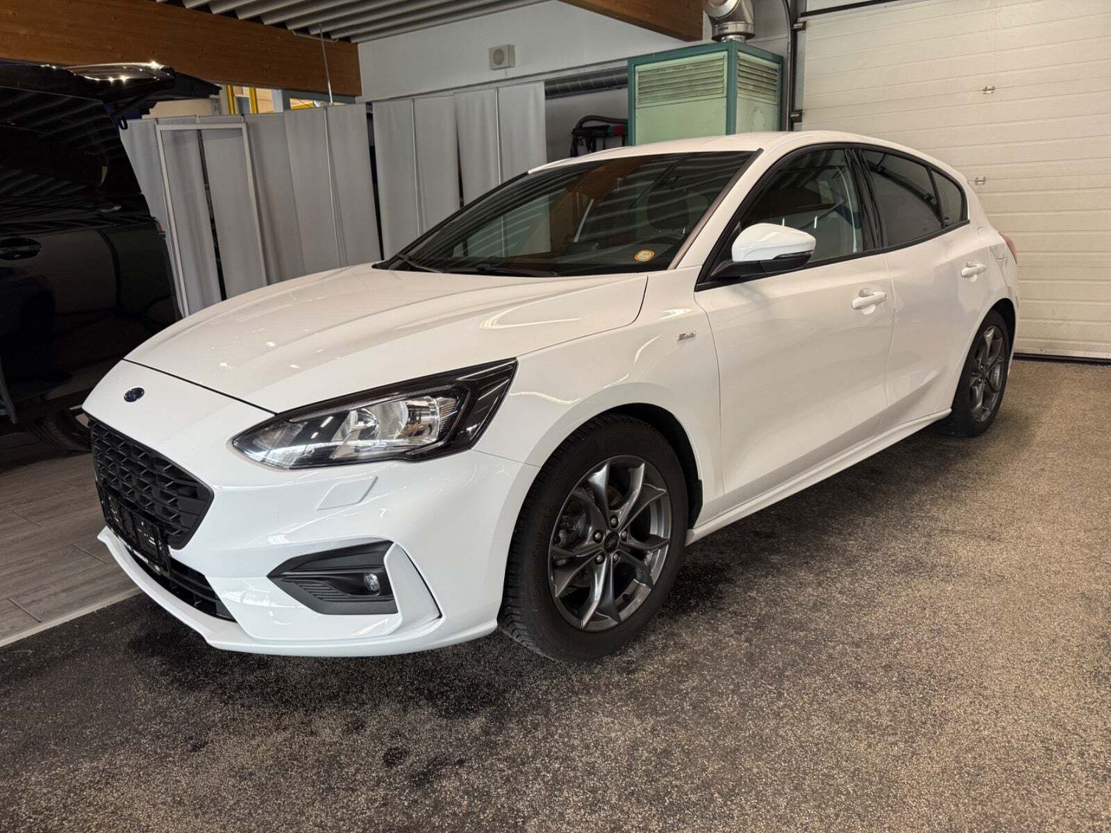 Ford Focus 1,0 EcoBoost ST-Line