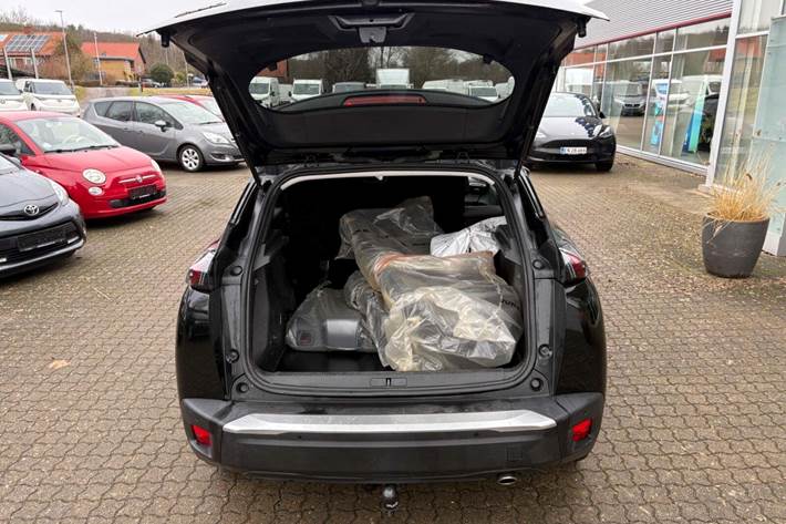 undefined Peugeot 2008 fra 2020