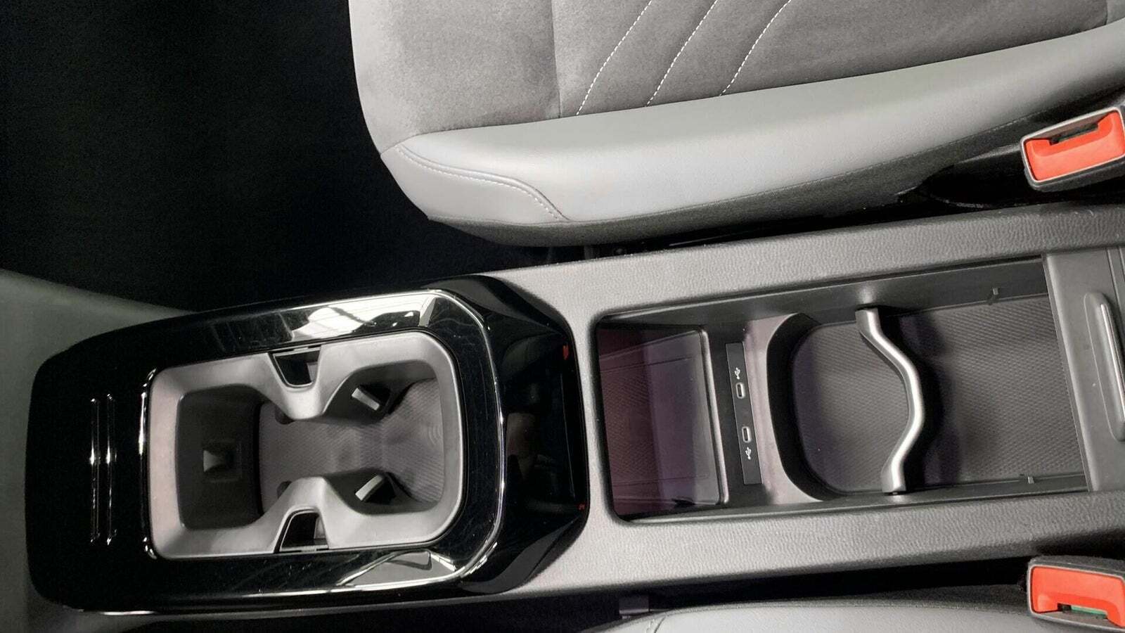 Blå VW ID.4 fra 2023