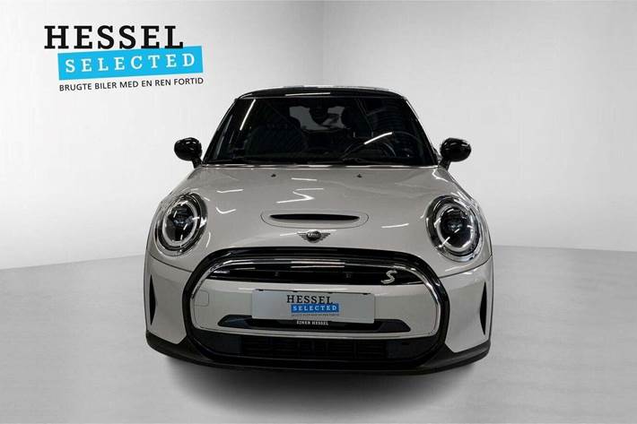 Sølv Mini Cooper SE fra 2022