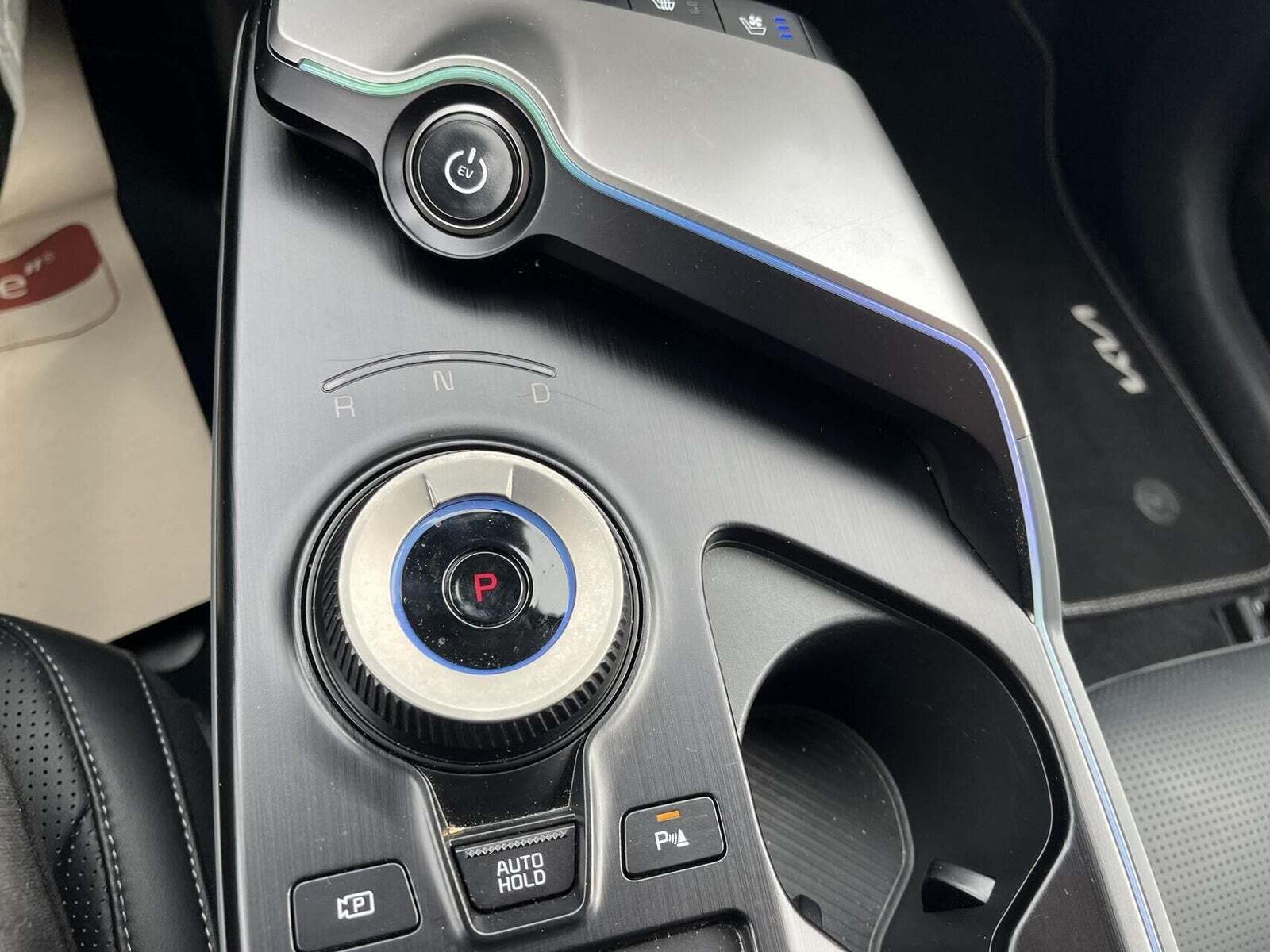 Hvid Kia EV6 fra 2025