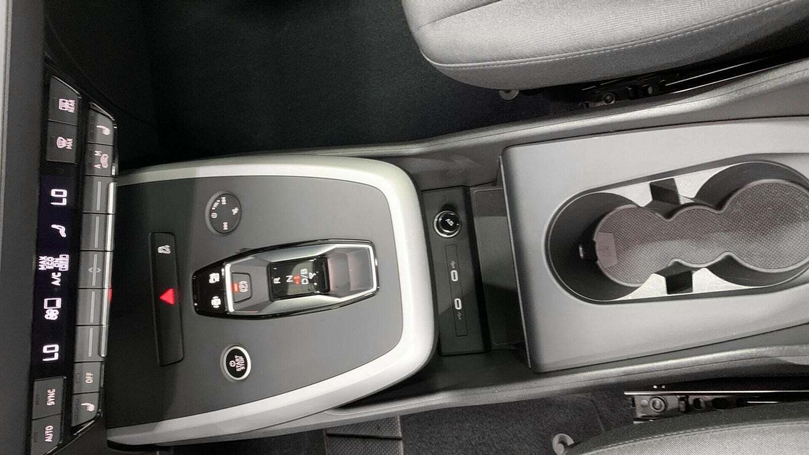 Hvid Audi Q4 e-tron fra 2023