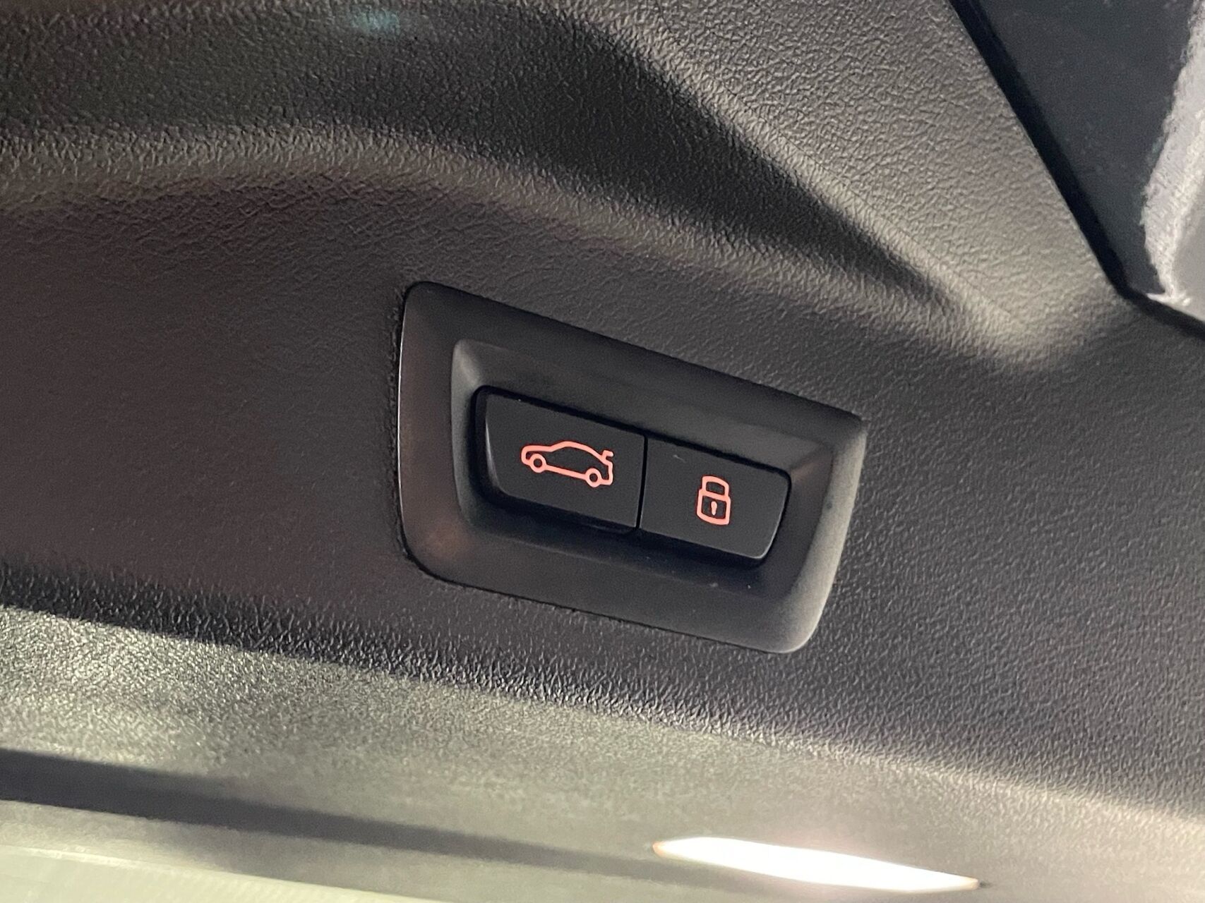 Sort BMW X5 fra 2023