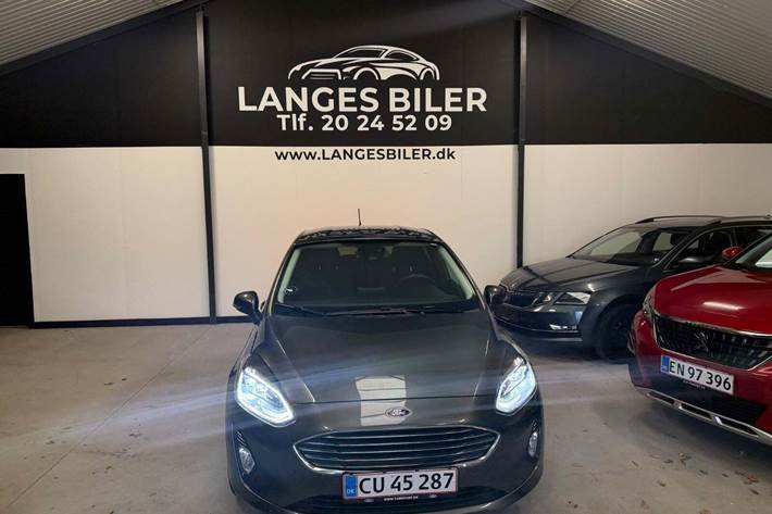 Grå Ford Fiesta fra 2020