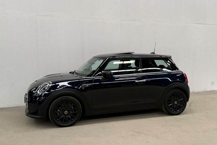Sort Mini Cooper SE fra 2022