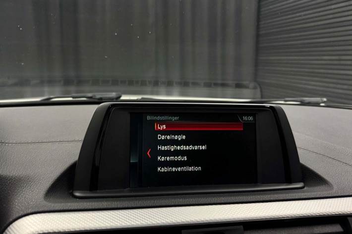 Hvid BMW 120d fra 2018