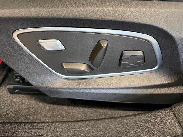 Renault Megane E-Tech 60 Iconic