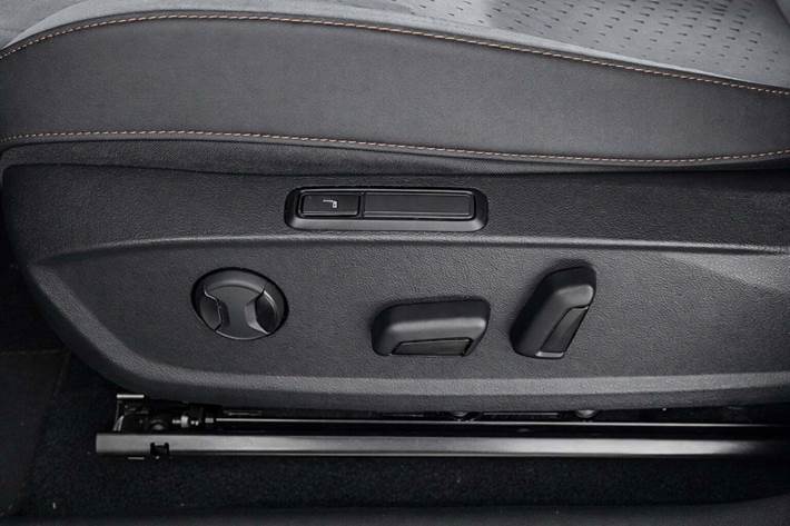 Hvid Cupra Born fra 2022