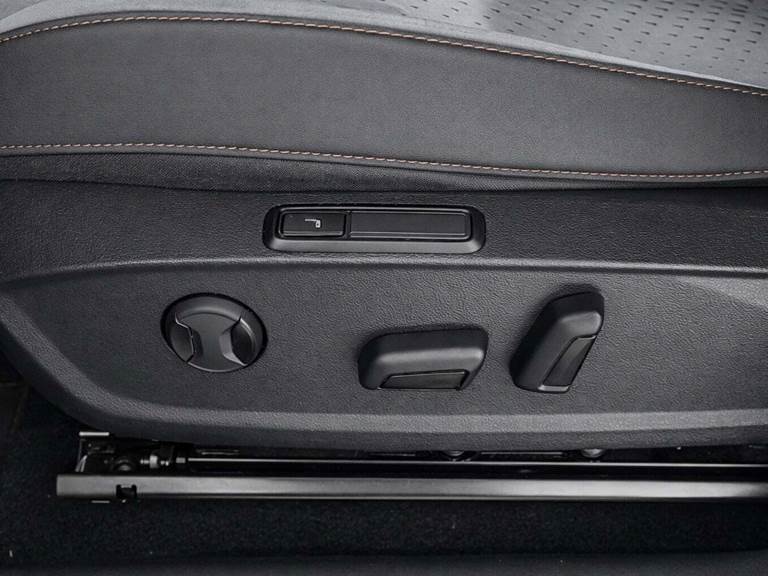 Cupra Born 58 Dinamica Pack High