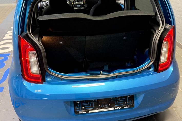 Blå Skoda Citigo fra 2019