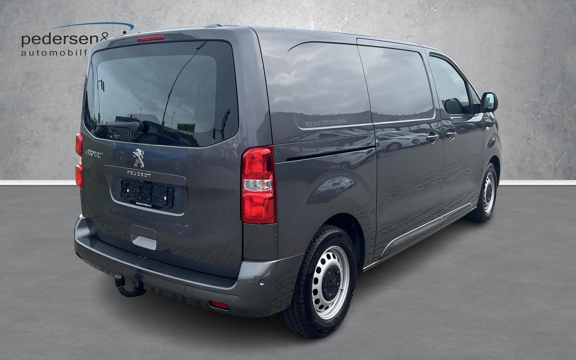 Peugeot e-Expert L2 EL Premium 136HK Van Aut.