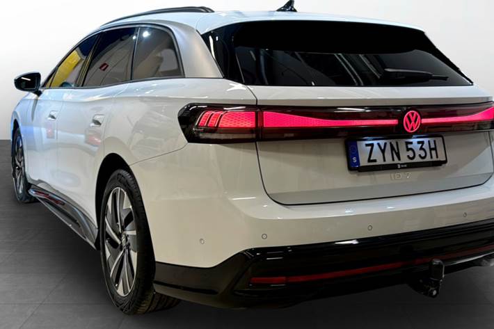 Hvid VW ID.7 fra 2025