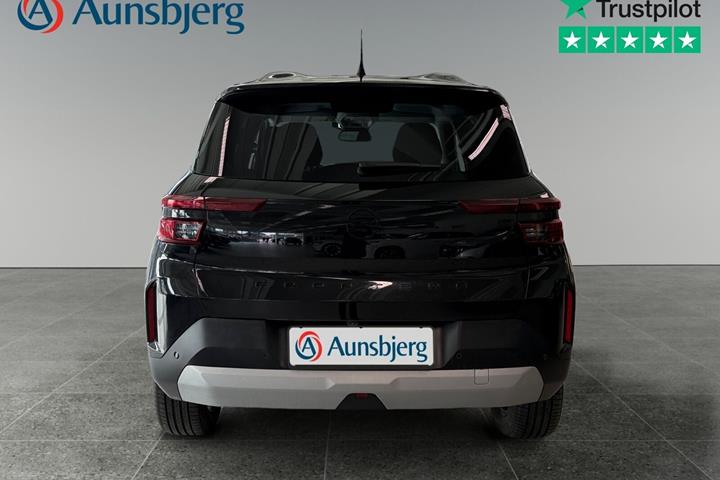 Sort Opel Frontera fra 2025