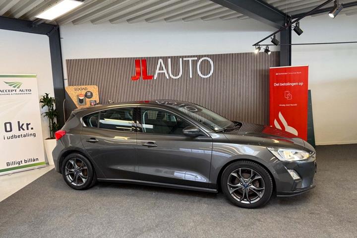 Grå Ford Focus fra 2018
