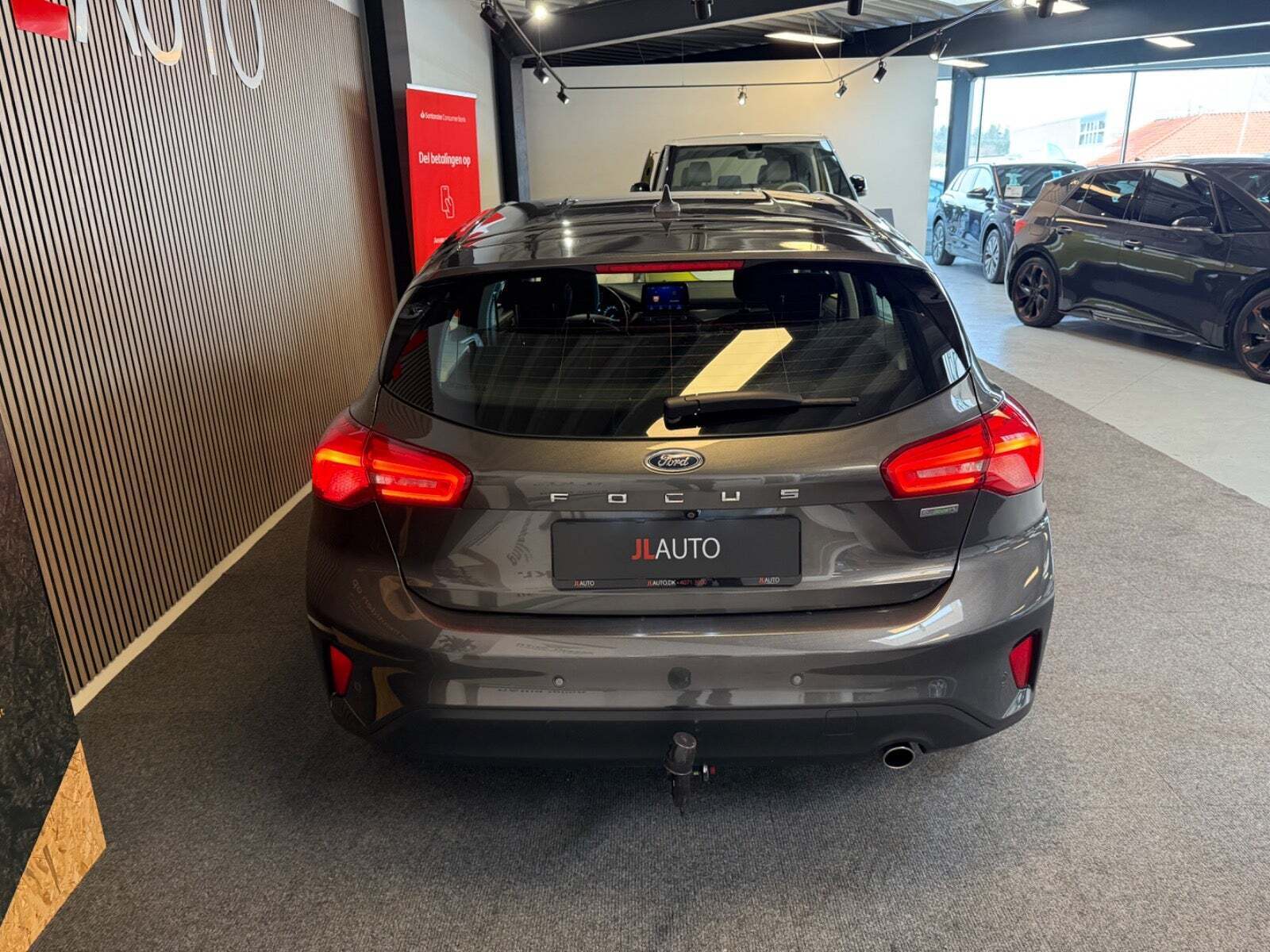 Grå Ford Focus fra 2018