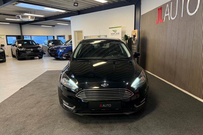 Sort Ford Focus fra 2016