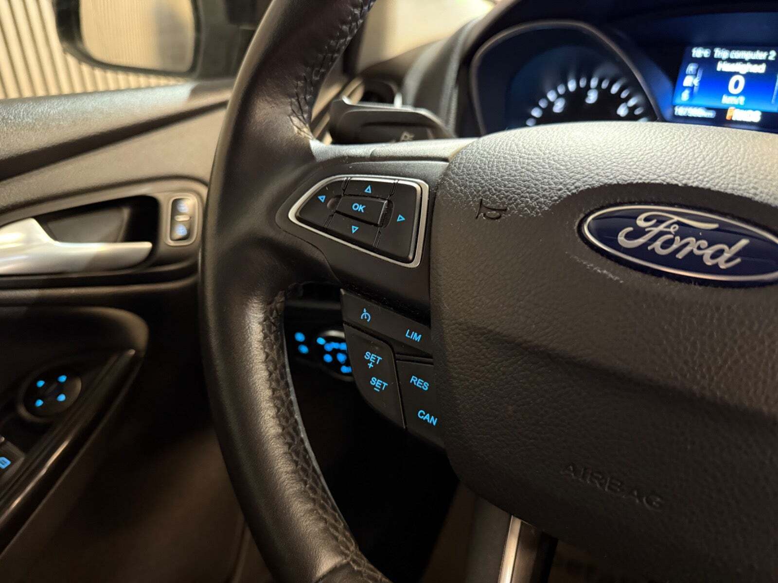 Sort Ford Focus fra 2016