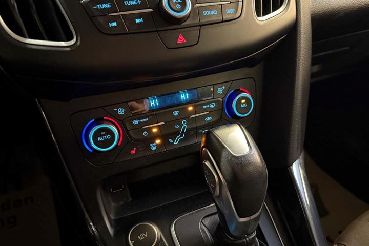 Sort Ford Focus fra 2016