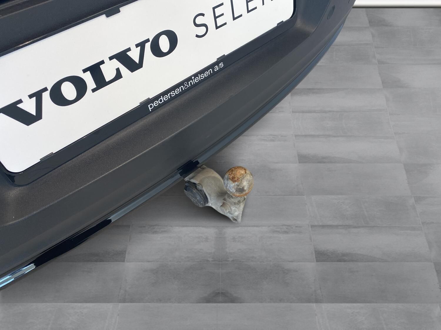 Grøn Volvo XC40 fra 2023