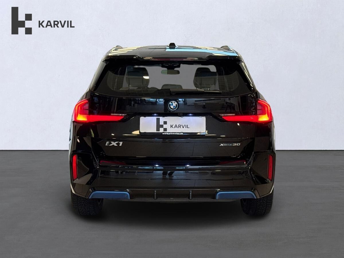 BMW iX1 xDrive30 Fully Charged M-Sport