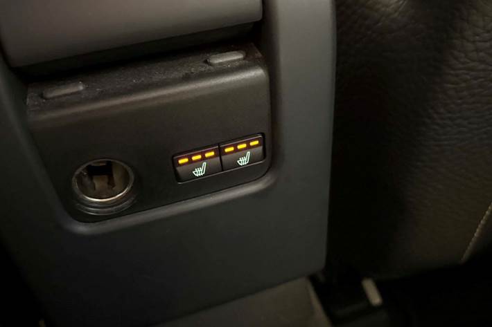 Orange Volvo V60 fra 2010