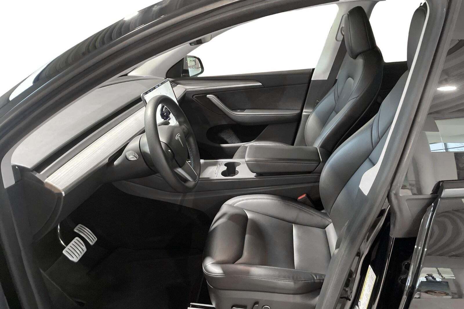 Tesla Model Y Performance AWD