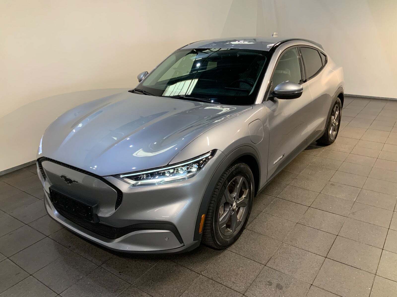 Ford Mustang Mach-E 88 Extended Range