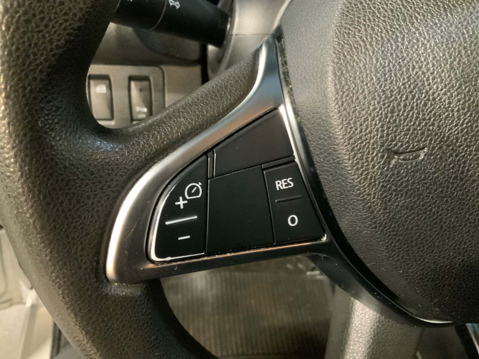 Sølv Dacia Spring fra 2022