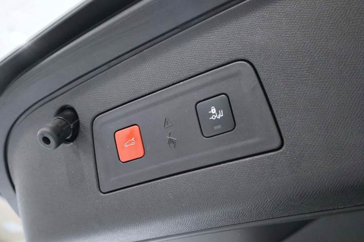 Hvid Peugeot 508 fra 2022