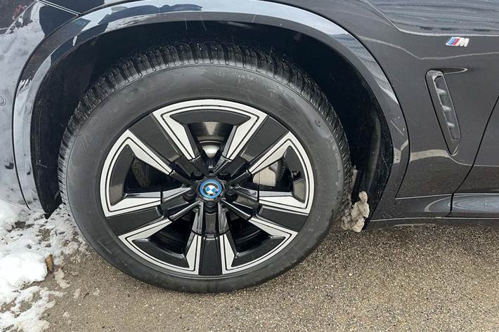 Sort BMW iX3 fra 2022