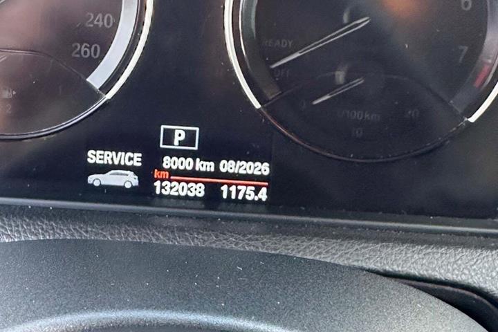Sort BMW 118i fra 2018