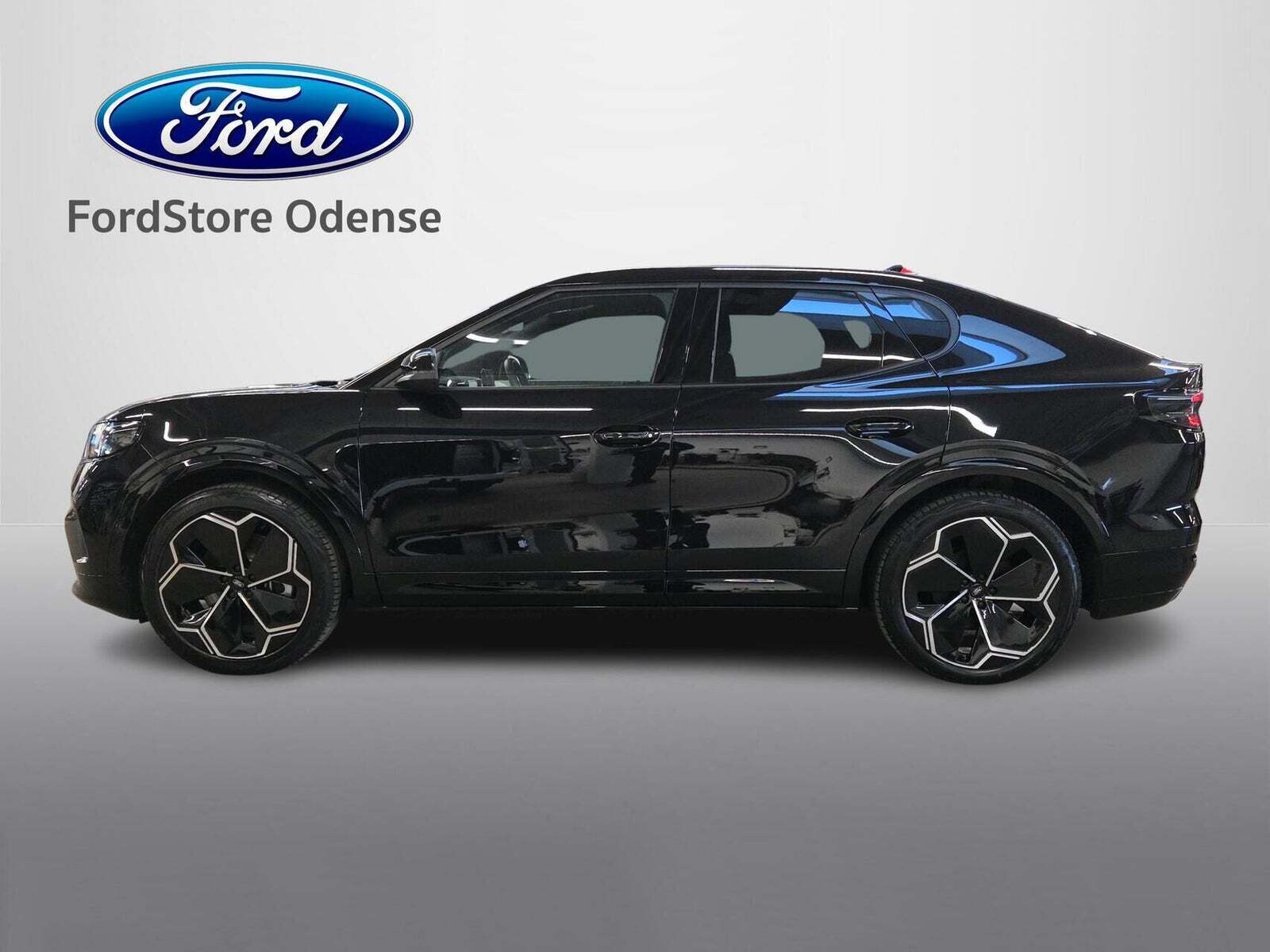 Ford Capri 77 Premium Extended Range